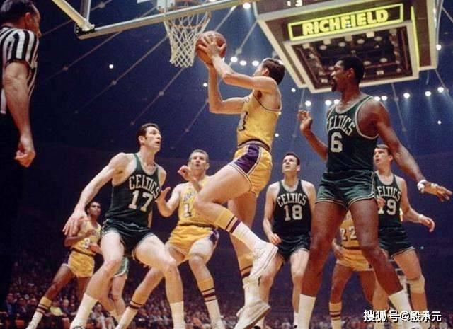 NBA季后赛历史得分榜,那些在最高舞台刻下名字的狠角色 NBA季后赛历史得分榜,那些在最高舞台刻下名字的狠角色