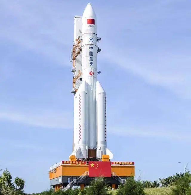 长征五号,那个把中国人胖五送上天的大家伙,到底有多牛? 长征五号,那个把中国人胖五送上天的大家伙,到底有多牛?