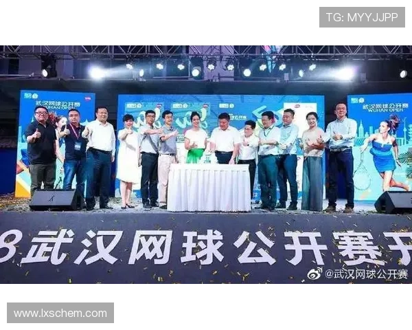 武汉网球队与杭州网球队的较量分析与战术探讨