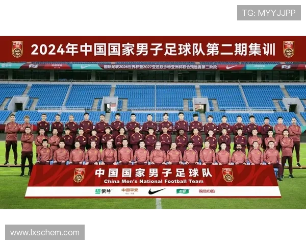 武汉足球队区域防守体系解析与战术应用探讨