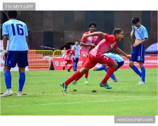 上海足球队选拔赛特别报道：从青涩起步到辉煌成就的成长历程